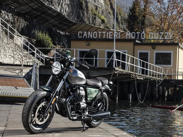 ����������ζ��Moto&nbsp;Guzzi&nbsp;V9&nbsp;Bob