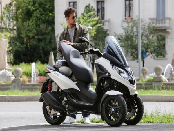 �������ģ���Ԧ�Ƚ���Piaggio&nbsp;MP3&nbsp;