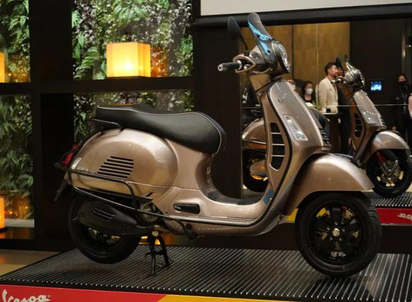 Vespa&nbsp;GTS&nbsp;300��ͭ��棬ŷʽ����