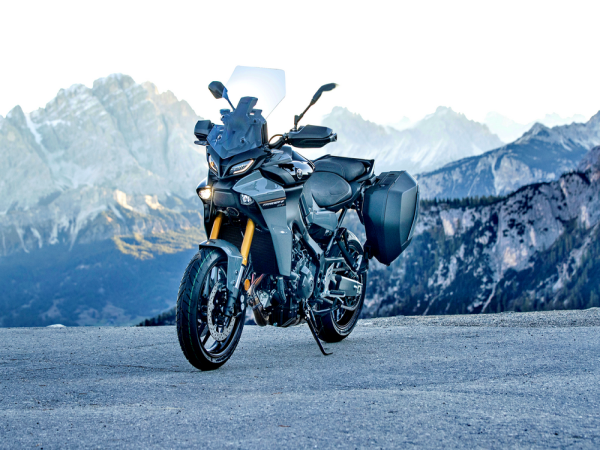 Yamaha&nbsp;2023&nbsp;Tracer&nbsp;9&nbsp;�˶����г�