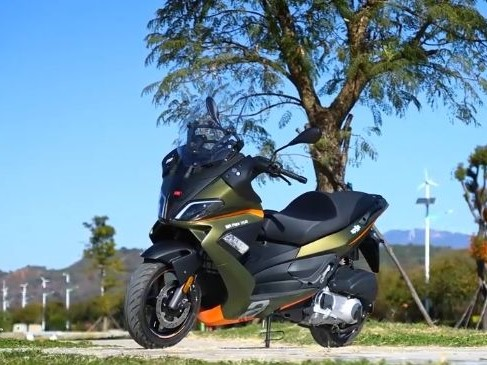 
ǿʣŷϵ˶̤ | ȫSR MAX250 HPE