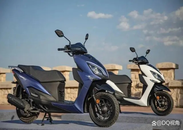 ���Լ۱�ƽ̤Ħ�У�����VRS150����