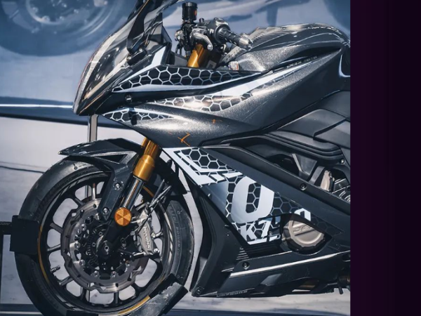 ���գ���ɫ��������ͽܵ�K750һ