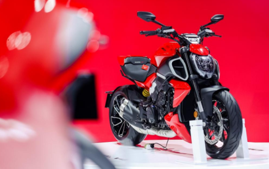 ��ħ��������������׺���Diavel&nbsp;V