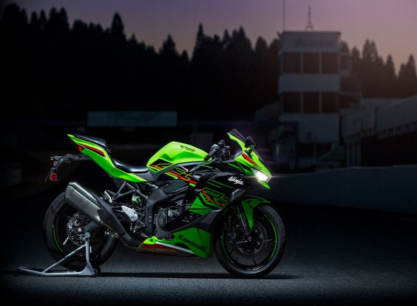 �������е�ZX-4R�͹��ⲻһ������